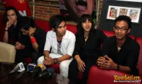 Foto Reva Band