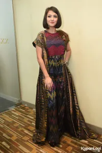 Foto Revalina S Temat