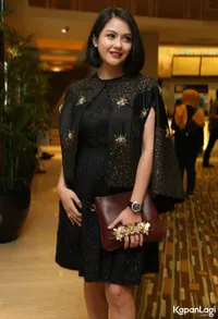 Foto Revalina S Temat