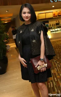 Foto Revalina S Temat