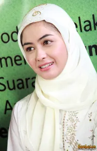 Foto Revalina S Temat