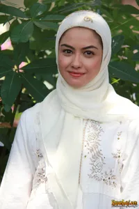 Foto Revalina S Temat