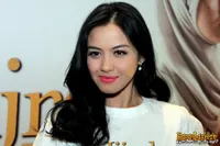 Foto Revalina S Temat