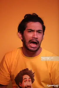 Foto Reza Rahadian