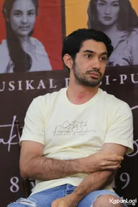 Foto Reza Rahadian