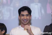 Foto Reza Rahadian