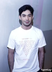 Foto Reza Rahadian