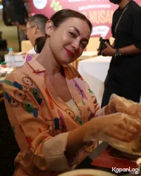 Foto Rianti Cartwright