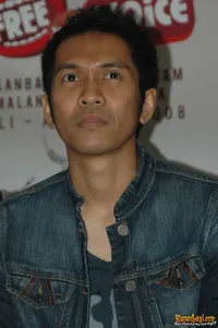 Foto Ridho Slank
