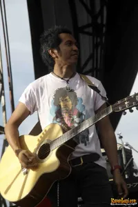 Foto Ridho Slank