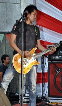Foto Ridho Slank