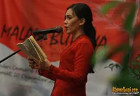 Foto Rieke Dyah Pitaloka