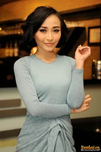 Foto Rinni Wulandari