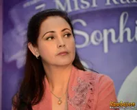 Foto Roewina Sahertian