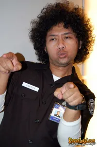 Foto Ronal Surapradja