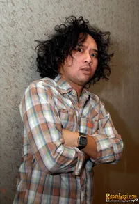 Foto Ronal Surapradja