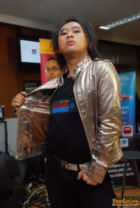 Foto Ronal Surapradja