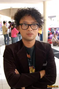 Foto Ronal Surapradja