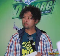 Foto Ronal Surapradja