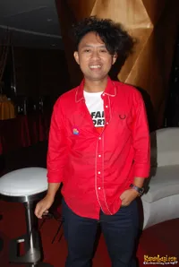 Foto Ronal Surapradja