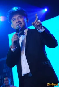 Foto Ronal Surapradja