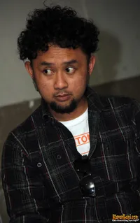 Foto Ronal Surapradja