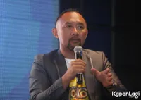 Foto Ronal Surapradja