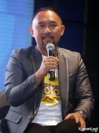 Foto Ronal Surapradja