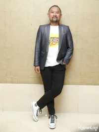 Foto Ronal Surapradja