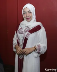Foto Roro Fitria