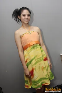 Foto Rosery Diella Grimoniaeya