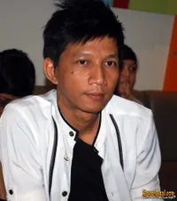 Foto Rowman Ungu