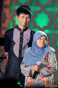 Foto Rowman Ungu