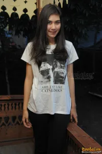 Foto Shahnaz Sadiqah