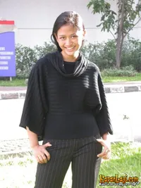 Foto Shally Tri Amanda