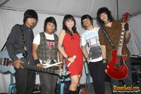 Foto Sharah Band