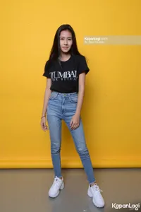 Foto Shenina Cinnamon