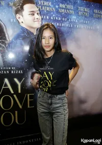 Foto Shenina Cinnamon