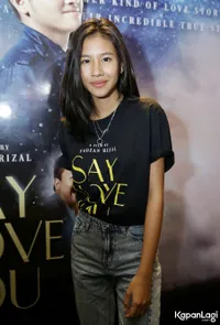 Foto Shenina Cinnamon