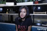 Foto Shenina Cinnamon