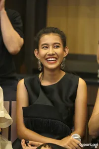 Foto Shenina Cinnamon