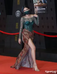 Foto Shenina Cinnamon