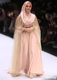 Foto Shireen Sungkar