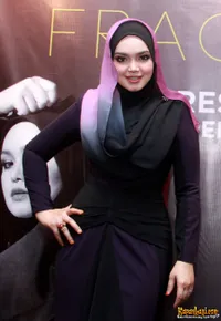Foto Siti Nurhaliza