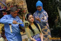 Foto Siti Ruby Aliya Rajasa