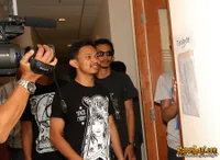 Foto Snickers and the Chicken Fighter