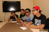 Foto Snickers and the Chicken Fighter