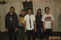 Foto Snickers and the Chicken Fighter