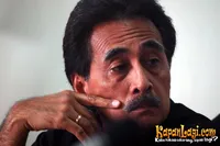 Foto Sophan Sophiaan