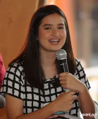 Foto Stephanie Poetri